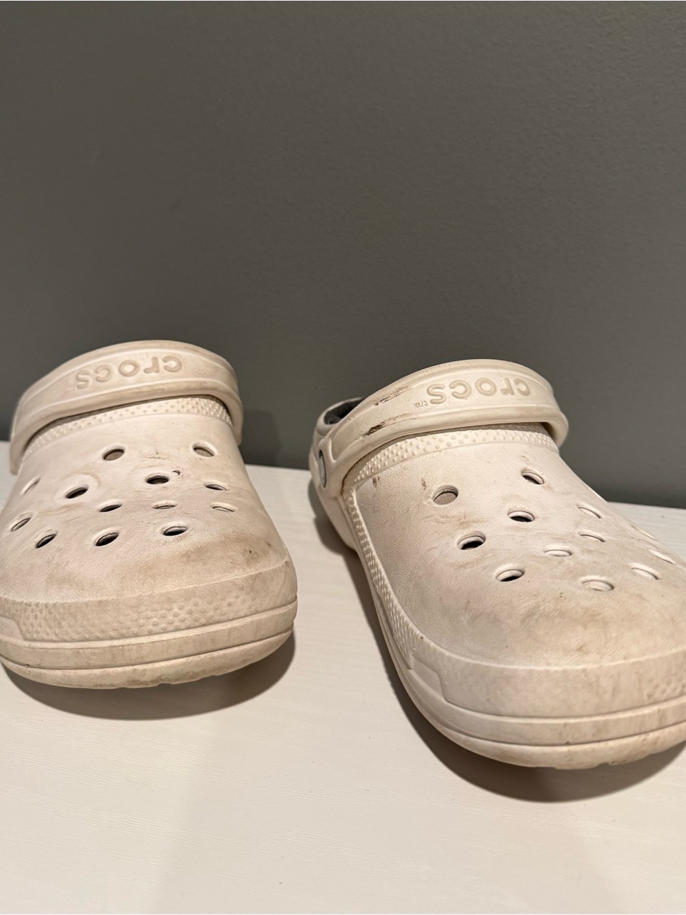 CROCS Classic Clog 6M 8W in White